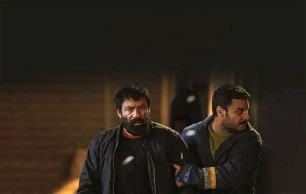 نقد و بررسی فیلم شنای پروانه محمد کارت